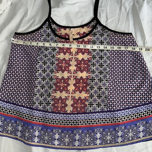 Pattern Tank - Picture 3 of 5